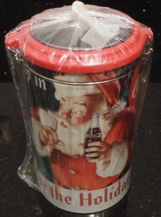 4053-4 € 6,00 coca cola vooraadblik met klemsluitng kerstman fluisterend
